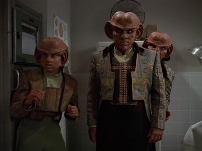 Star Trek: Deep Space Nine Screencaps "Little Green Men" (S4:E8)