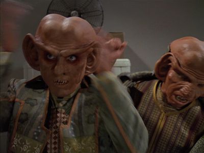 Star Trek: Deep Space Nine Screencaps "Little Green Men" (S4:E8)