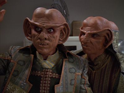Star Trek: Deep Space Nine Screencaps "Little Green Men" (S4:E8)