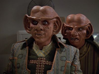 Star Trek: Deep Space Nine Screencaps "Little Green Men" (S4:E8)