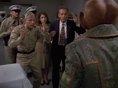 Star Trek: Deep Space Nine Screencaps "Little Green Men" (S4:E8)