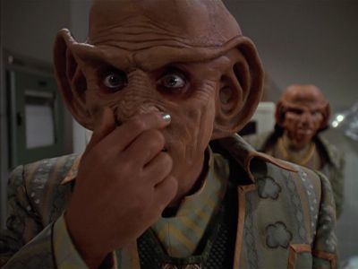 Star Trek: Deep Space Nine Screencaps "Little Green Men" (S4:E8)