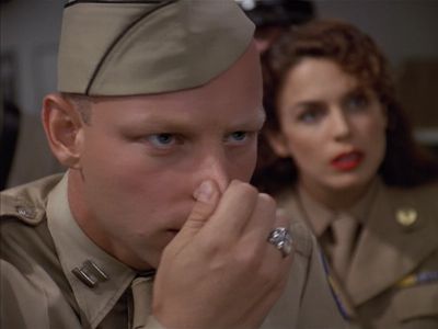 Star Trek: Deep Space Nine Screencaps "Little Green Men" (S4:E8)