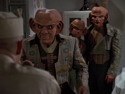 Star Trek: Deep Space Nine Screencaps "Little Green Men" (S4:E8)