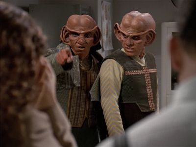Star Trek: Deep Space Nine Screencaps "Little Green Men" (S4:E8)