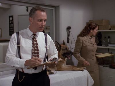 Star Trek: Deep Space Nine Screencaps "Little Green Men" (S4:E8)
