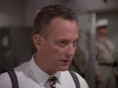Star Trek: Deep Space Nine Screencaps "Little Green Men" (S4:E8)