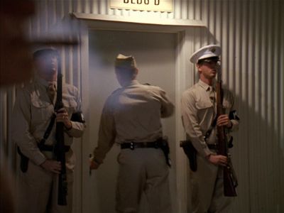 Star Trek: Deep Space Nine Screencaps "Little Green Men" (S4:E8)