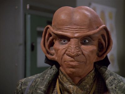 Star Trek: Deep Space Nine Screencaps "Little Green Men" (S4:E8)
