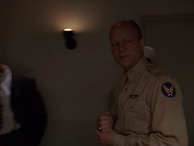 Star Trek: Deep Space Nine Screencaps "Little Green Men" (S4:E8)