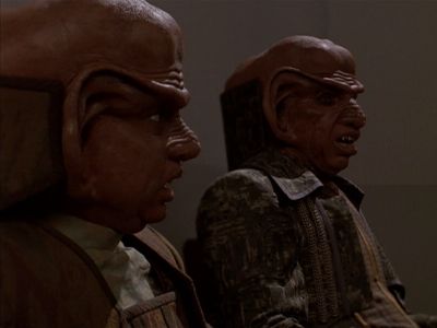 Star Trek: Deep Space Nine Screencaps "Little Green Men" (S4:E8)
