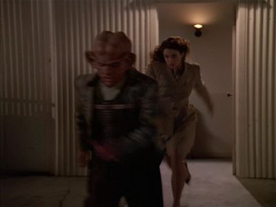 Star Trek: Deep Space Nine Screencaps "Little Green Men" (S4:E8)