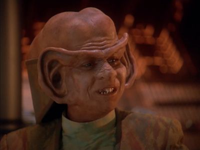 Star Trek: Deep Space Nine Screencaps "Little Green Men" (S4:E8)