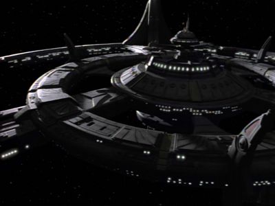 Star Trek: Deep Space Nine Screencaps "Little Green Men" (S4:E8)