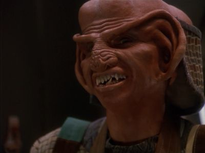 Star Trek: Deep Space Nine Screencaps "Little Green Men" (S4:E8)