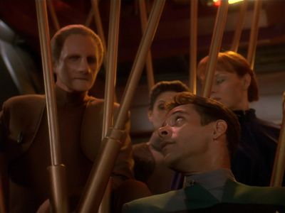 Star Trek: Deep Space Nine Screencaps "The Sword of Kahless" (S4:E9)