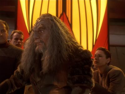 Star Trek: Deep Space Nine Screencaps "The Sword of Kahless" (S4:E9)