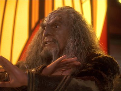 Star Trek: Deep Space Nine Screencaps "The Sword of Kahless" (S4:E9)
