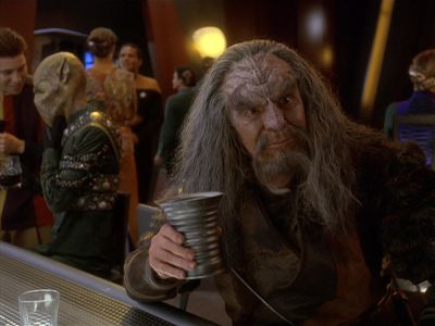 Star Trek: Deep Space Nine Screencaps "The Sword of Kahless" (S4:E9)