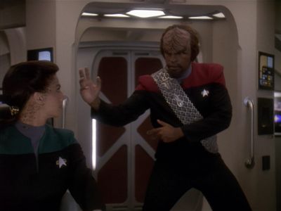 Star Trek: Deep Space Nine Screencaps "The Sword of Kahless" (S4:E9)