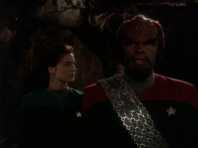 Star Trek: Deep Space Nine Screencaps "The Sword of Kahless" (S4:E9)