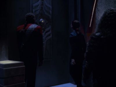 Star Trek: Deep Space Nine Screencaps "The Sword of Kahless" (S4:E9)