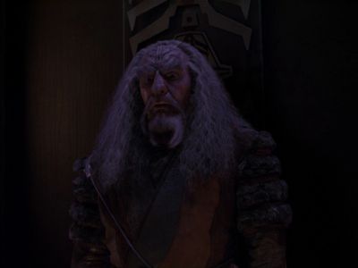 Star Trek: Deep Space Nine Screencaps "The Sword of Kahless" (S4:E9)