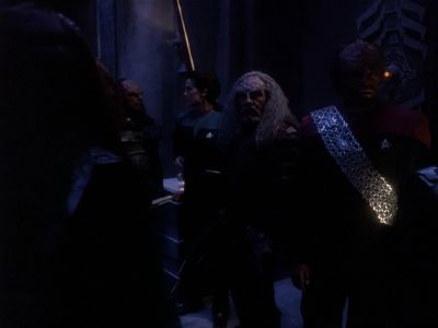 Star Trek: Deep Space Nine Screencaps "The Sword of Kahless" (S4:E9)