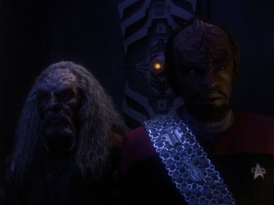 Star Trek: Deep Space Nine Screencaps "The Sword of Kahless" (S4:E9)