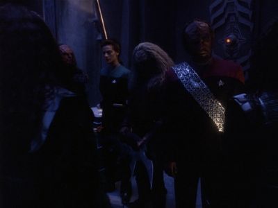 Star Trek: Deep Space Nine Screencaps "The Sword of Kahless" (S4:E9)