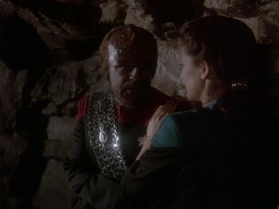 Star Trek: Deep Space Nine Screencaps "The Sword of Kahless" (S4:E9)