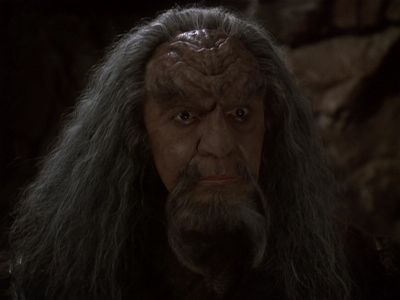 Star Trek: Deep Space Nine Screencaps "The Sword of Kahless" (S4:E9)