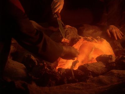 Star Trek: Deep Space Nine Screencaps "The Sword of Kahless" (S4:E9)
