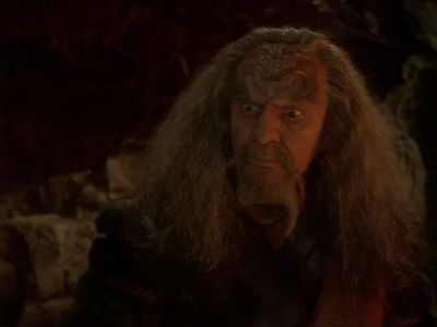 Star Trek: Deep Space Nine Screencaps "The Sword of Kahless" (S4:E9)