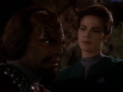 Star Trek: Deep Space Nine Screencaps "The Sword of Kahless" (S4:E9)