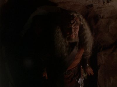 Star Trek: Deep Space Nine Screencaps "The Sword of Kahless" (S4:E9)