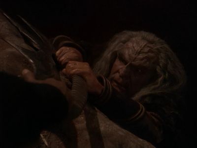 Star Trek: Deep Space Nine Screencaps "The Sword of Kahless" (S4:E9)