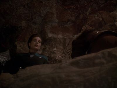 Star Trek: Deep Space Nine Screencaps "The Sword of Kahless" (S4:E9)