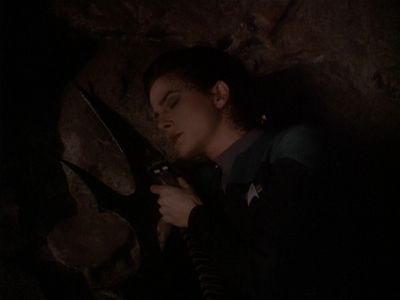 Star Trek: Deep Space Nine Screencaps "The Sword of Kahless" (S4:E9)