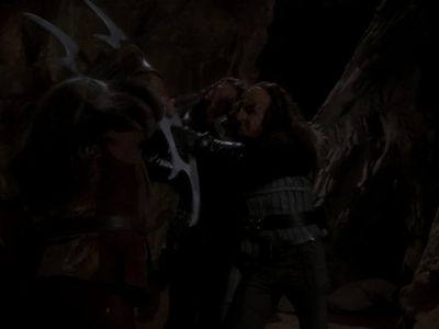Star Trek: Deep Space Nine Screencaps "The Sword of Kahless" (S4:E9)