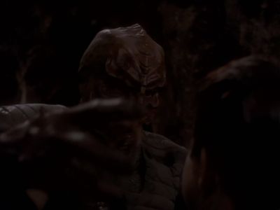 Star Trek: Deep Space Nine Screencaps "The Sword of Kahless" (S4:E9)