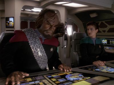 Star Trek: Deep Space Nine Screencaps "The Sword of Kahless" (S4:E9)