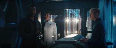 Star Trek: Discovery ScreenCaps "Under the Twin Moons" (S5:E2)