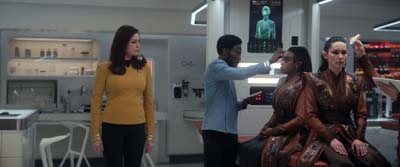 Star Trek: Strange New Worlds ScreenCaps "Four-And-A-Half-Vulcans" (S3:E8)