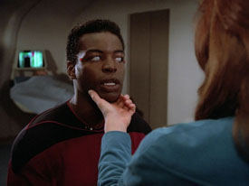 "Encounter at Farpoint, Part I" (S1:E1) Star Trek: The Next Generation Screencaps