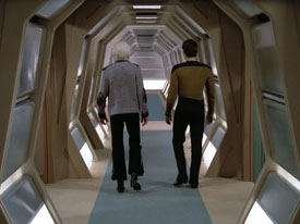 "Encounter at Farpoint, Part I" (S1:E1) Star Trek: The Next Generation Screencaps