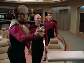 "Encounter at Farpoint, Part I" (S1:E1) Star Trek: The Next Generation Screencaps
