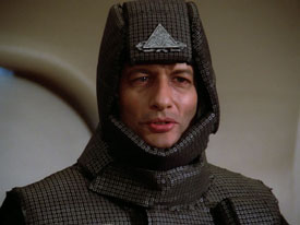 "Encounter at Farpoint, Part I" (S1:E1) Star Trek: The Next Generation Screencaps
