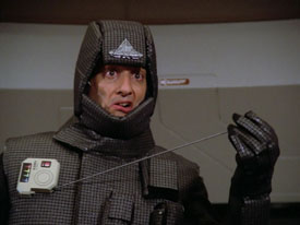"Encounter at Farpoint, Part I" (S1:E1) Star Trek: The Next Generation Screencaps