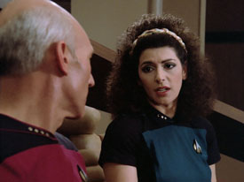 "Encounter at Farpoint, Part I" (S1:E1) Star Trek: The Next Generation Screencaps